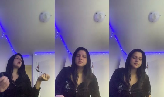 1976344353312505857 LiveMe Live — Aug 27, 2026, 10:43 PM